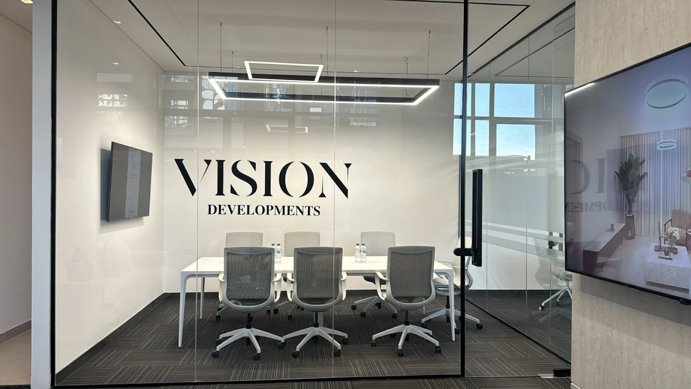 Pearls%20By%20Vision - 1